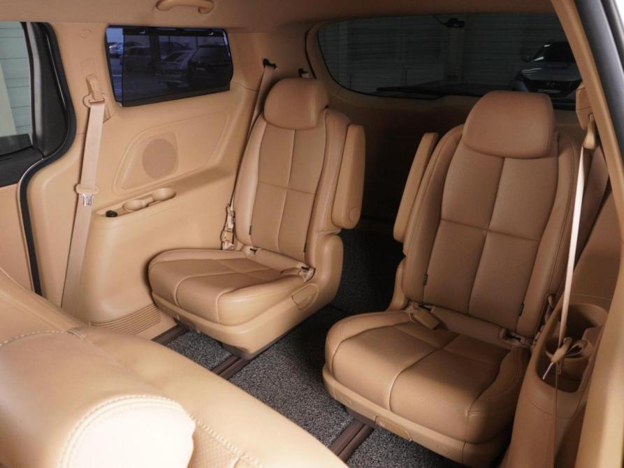 Kia Carnival III Минеральные Воды  - изображение 12