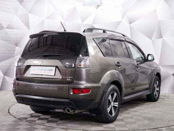 Mitsubishi Outlander II Рестайлинг с пробегом 2010 года, цена 990 000 рублей, 215000 км, внедорожник, Автокод Объявления