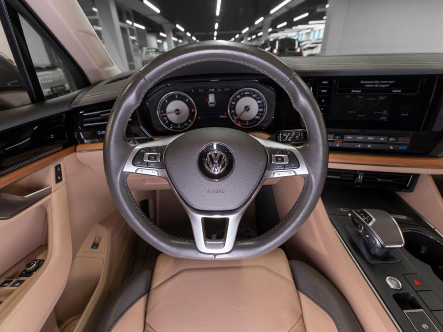 Volkswagen Touareg III Москва  - изображение 10