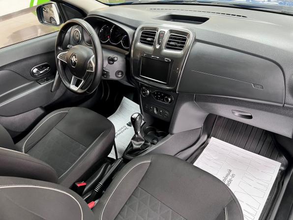 Renault Logan II Рестайлинг с пробегом 2019 года, цена 1 095 000 рублей, 122948 км, седан, Автокод Объявления
