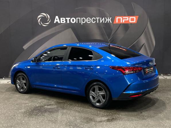 Hyundai Solaris II Рестайлинг с пробегом 2021 года, цена 1 830 000 рублей, 45257 км, седан, Автокод Объявления
