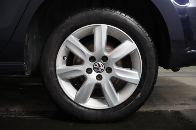 Volkswagen Polo V с пробегом 2013 года, цена 829 000 рублей, 107500 км, седан, Автокод Объявления