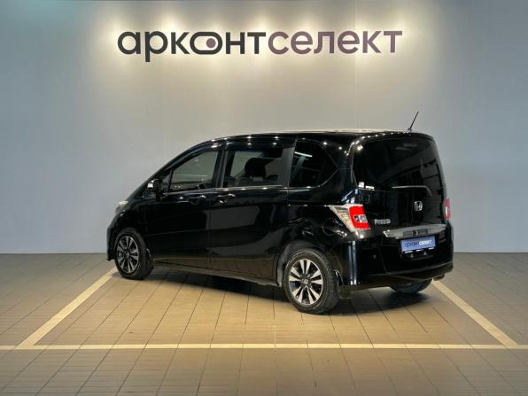 Honda Freed I Рестайлинг 2 с пробегом 2015 года, цена 1 320 000 рублей, 140000 км, компактвэн, Автокод Объявления