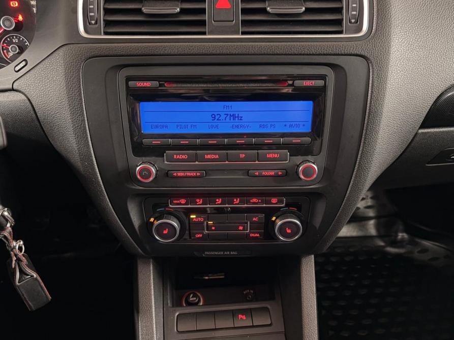 Volkswagen Jetta VI Екатеринбург  - изображение 23
