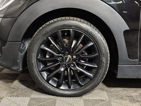 Mini Clubman II Рестайлинг с пробегом 2020 года, цена 2 375 000 рублей, 114168 км, универсал, Автокод Объявления
