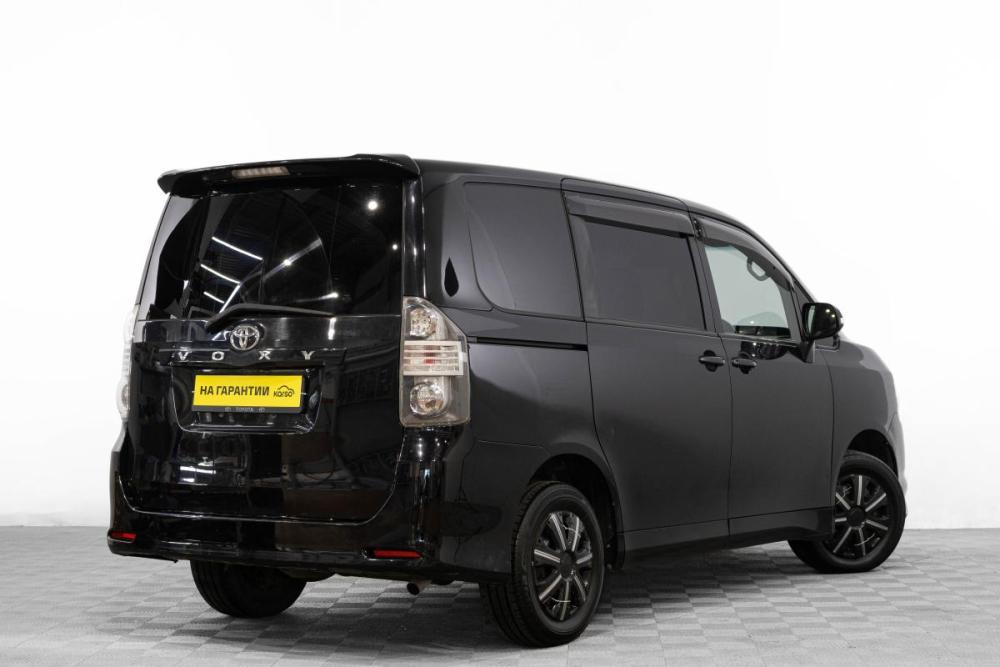 Toyota Voxy II (R70) Барнаул  - изображение 5