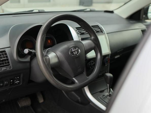 Toyota Corolla X (E140 E150) Рестайлинг с пробегом 2010 года, цена 1 170 000 рублей, 116997 км, седан, Автокод Объявления