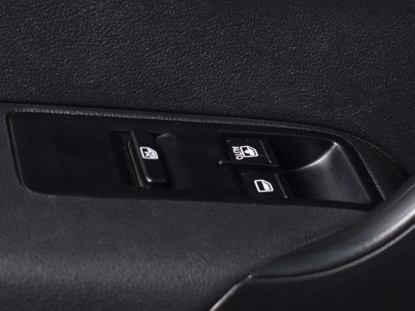 Volkswagen Polo V с пробегом 2014 года, цена 999 995 рублей, 140102 км, седан, Автокод Объявления