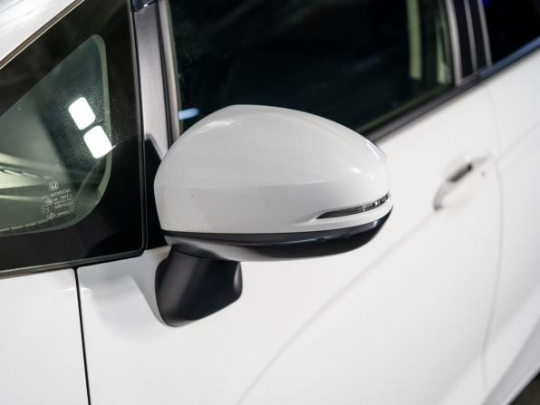 Honda Fit III Рестайлинг с пробегом 2018 года, цена 1 200 000 рублей, 95050 км, хэтчбек, Автокод Объявления