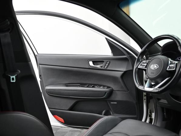 Kia Optima IV Рестайлинг с пробегом 2020 года, цена 2 249 000 рублей, 79000 км, седан, Автокод Объявления