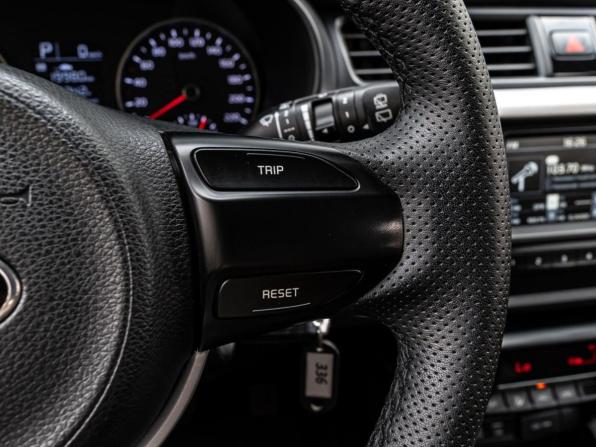 Kia Rio IV с пробегом 2018 года, цена 1 499 000 рублей, 136071 км, хэтчбек, Автокод Объявления