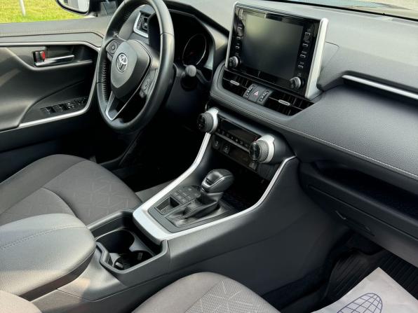 Toyota RAV4 V (XA50) с пробегом 2021 года, цена 3 700 000 рублей, 48105 км, внедорожник, Автокод Объявления