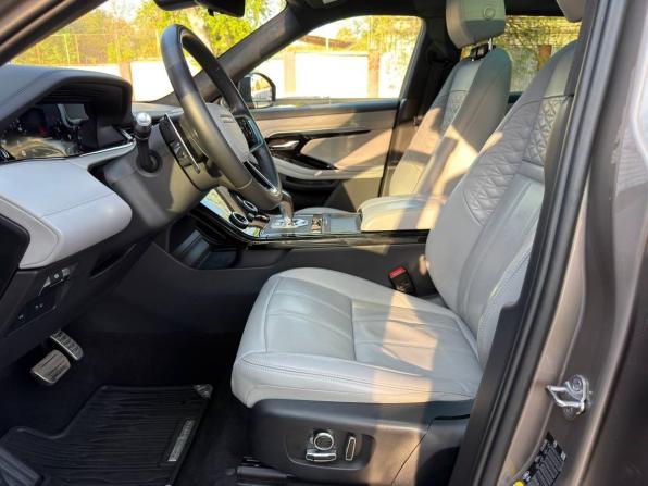 Land Rover Range Rover Evoque II с пробегом 2021 года, цена 4 850 000 рублей, 23231 км, внедорожник, Автокод Объявления