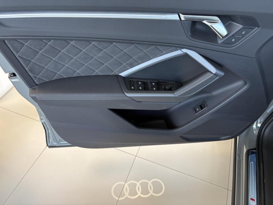 Audi Q3 II (F3) Санкт-Петербург  - изображение 14