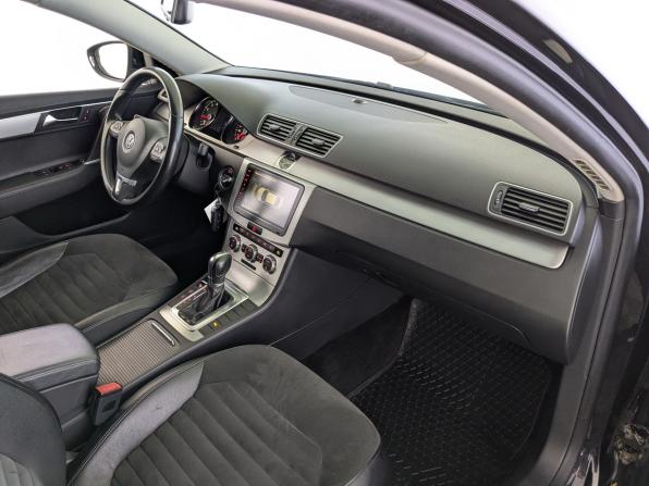 Volkswagen Passat B7 с пробегом 2012 года, цена 1 020 500 рублей, 202245 км, седан, Автокод Объявления
