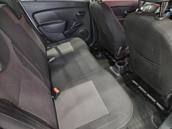 Renault Logan II Рестайлинг с пробегом 2022 года, цена 1 330 000 рублей, 43555 км, седан, Автокод Объявления