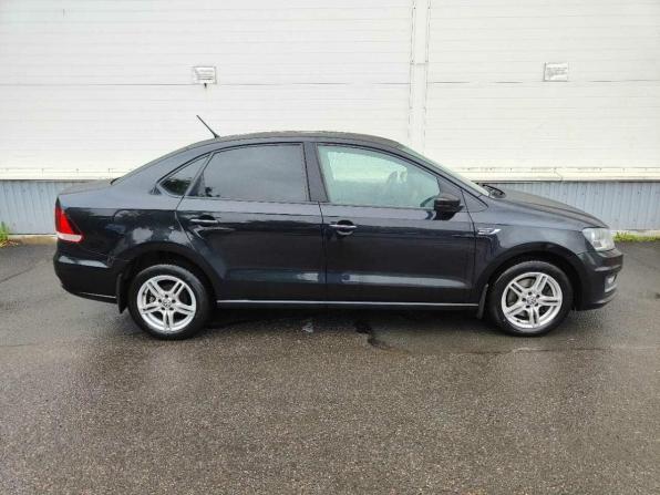 Volkswagen Polo V Рестайлинг с пробегом 2015 года, цена 915 000 рублей, 177115 км, седан, Автокод Объявления