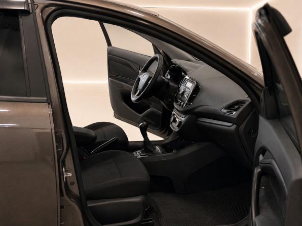 Lada (ВАЗ) Vesta I с пробегом 2019 года, цена 885 000 рублей, 125000 км, седан, Автокод Объявления
