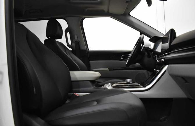 Kia Carnival IV с пробегом 2022 года, цена 4 425 000 рублей, 50743 км, минивэн, Автокод Объявления
