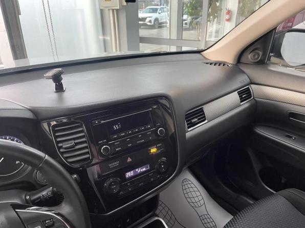 Mitsubishi Outlander III Рестайлинг 2 с пробегом 2017 года, цена 1 760 000 рублей, 222346 км, внедорожник, Автокод Объявления