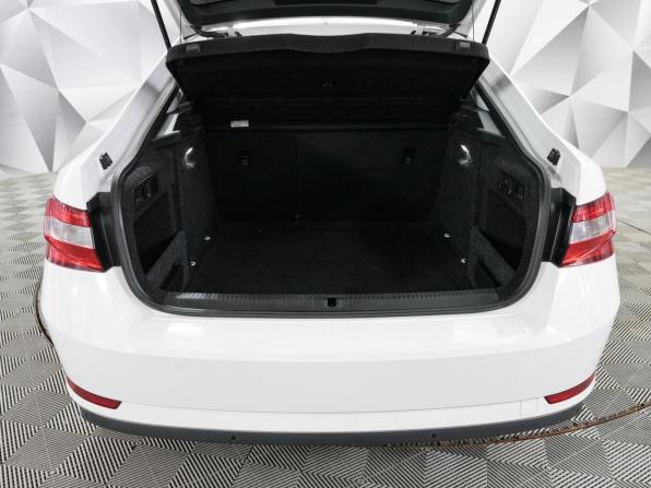 Skoda Superb III с пробегом 2017 года, цена 1 565 000 рублей, 178177 км, лифтбек, Автокод Объявления