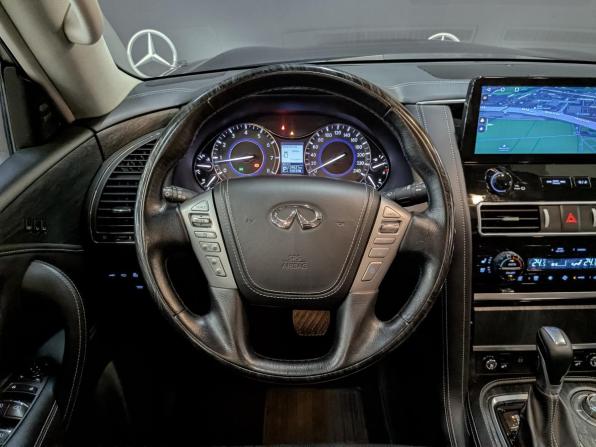 Infiniti QX80 I Рестайлинг 2 с пробегом 2018 года, цена 4 100 000 рублей, 135000 км, внедорожник, Автокод Объявления