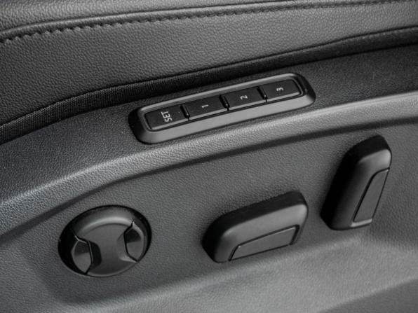 Volkswagen Tiguan II Рестайлинг с пробегом 2021 года, цена 3 540 000 рублей, 93000 км, внедорожник, Автокод Объявления