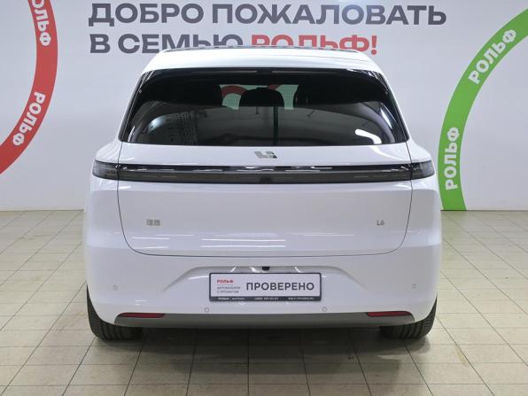 Li Auto (Lixiang) L6 с пробегом 2024 года, цена 5 640 000 рублей, 53000 км, внедорожник, Автокод Объявления
