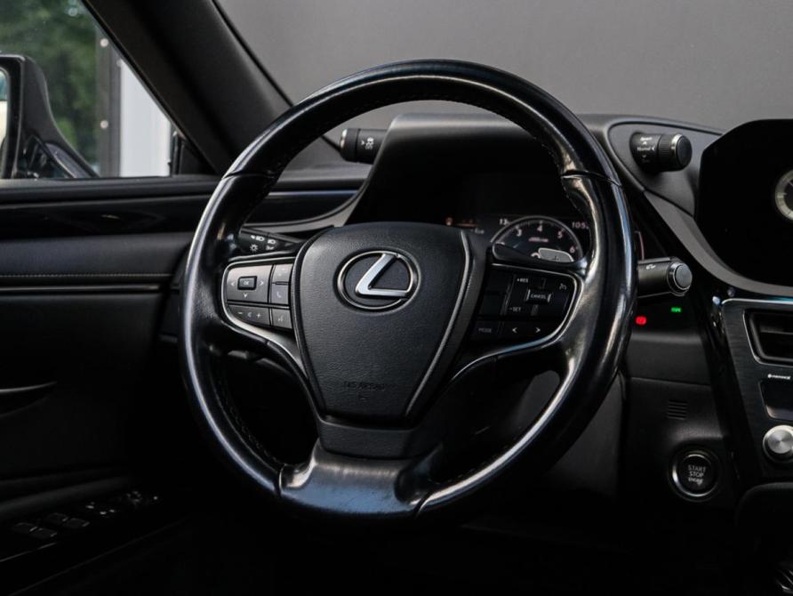 Lexus ES VII Рестайлинг Москва  - изображение 15