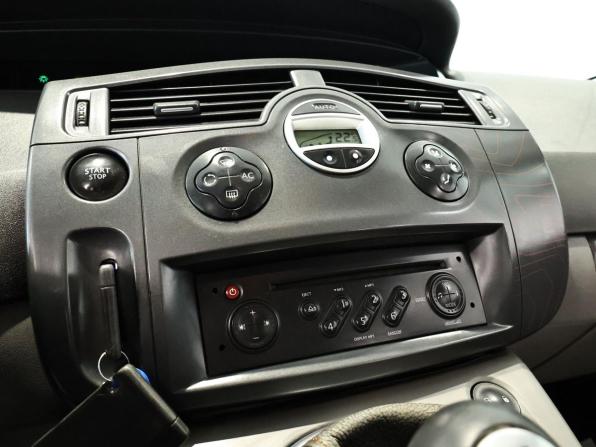 Renault Scenic II Рестайлинг с пробегом 2007 года, цена 617 000 рублей, 234437 км, компактвэн, Автокод Объявления