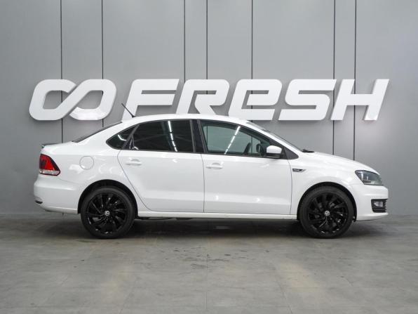 Volkswagen Polo V Рестайлинг с пробегом 2016 года, цена 1 119 000 рублей, 166464 км, седан, Автокод Объявления