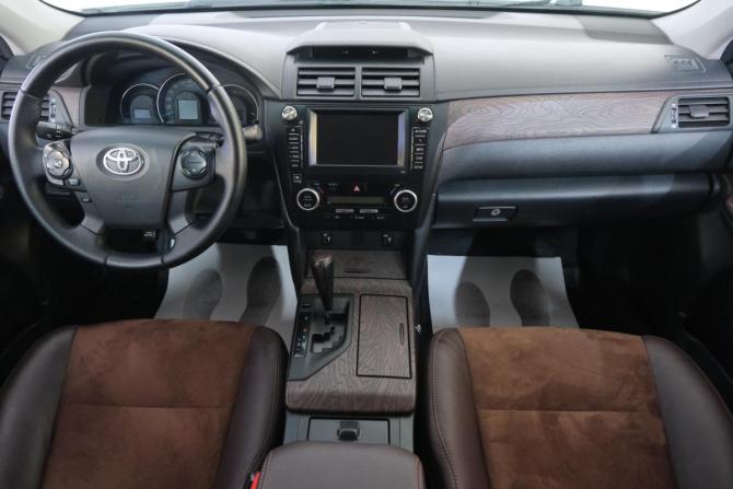 Toyota Camry VII (XV50) с пробегом 2014 года, цена 1 999 000 рублей, 175000 км, седан, Автокод Объявления