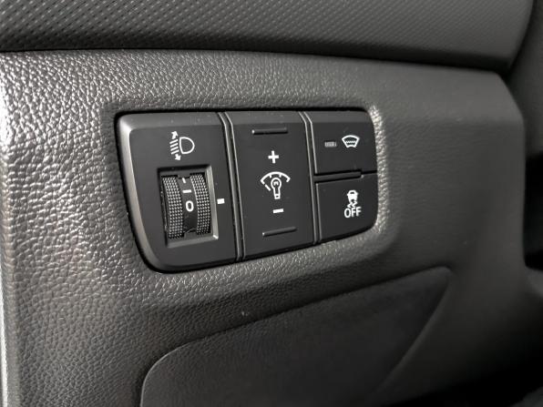 Hyundai Creta I Рестайлинг с пробегом 2021 года, цена 1 750 000 рублей, 201625 км, внедорожник, Автокод Объявления