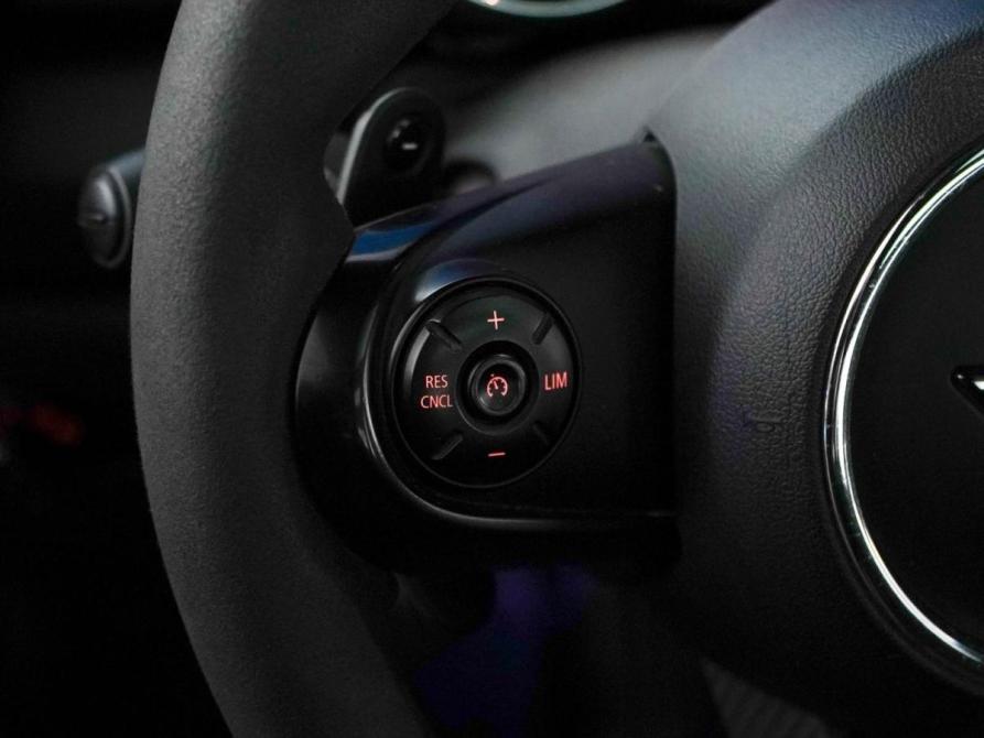 Mini Hatch III (F55/F56) Рестайлинг Москва  - изображение 12