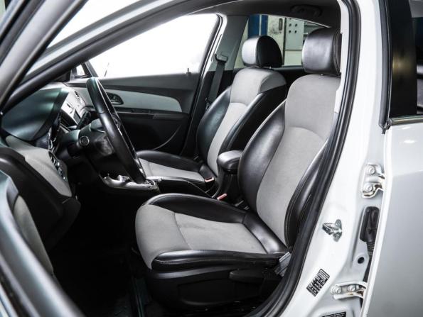 Chevrolet Cruze I Рестайлинг с пробегом 2014 года, цена 820 000 рублей, 208987 км, седан, Автокод Объявления