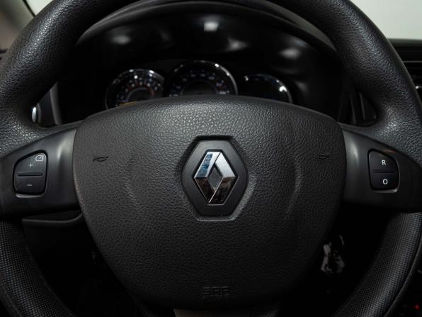 Renault Sandero II с пробегом 2017 года, цена 998 000 рублей, 126200 км, хэтчбек, Автокод Объявления