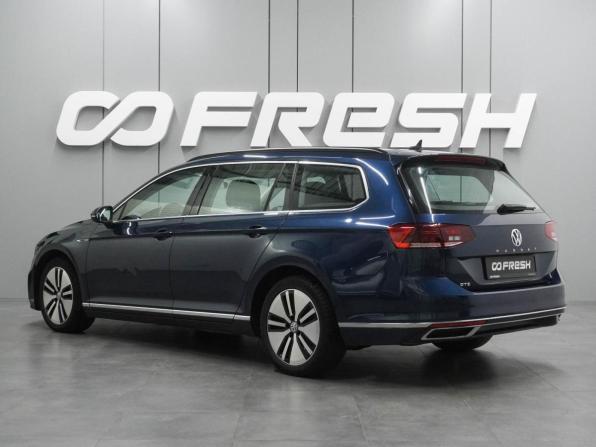Volkswagen Passat B8 Рестайлинг с пробегом 2020 года, цена 2 354 000 рублей, 112249 км, универсал, Автокод Объявления