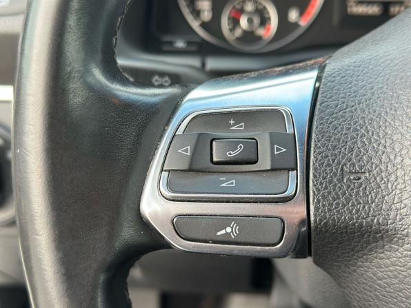 Volkswagen Scirocco III с пробегом 2011 года, цена 990 000 рублей, 197000 км, хэтчбек, Автокод Объявления