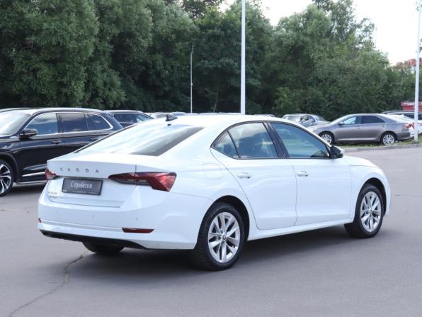 Skoda Octavia IV (A8) с пробегом 2020 года, цена 2 240 000 рублей, 120000 км, лифтбек, Автокод Объявления
