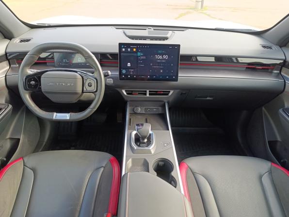 JETOUR DASHING I с пробегом 2024 года, цена 2 100 000 рублей, 17700 км, внедорожник, Автокод Объявления