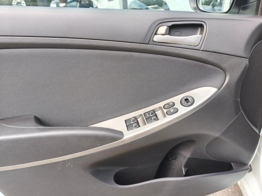 Hyundai Solaris I Рестайлинг Воронеж  - изображение 14