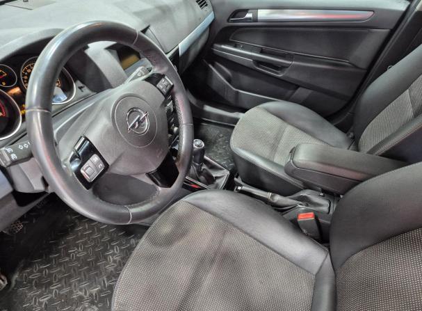 Opel Astra H Рестайлинг с пробегом 2013 года, цена 565 000 рублей, 239260 км, хэтчбек, Автокод Объявления