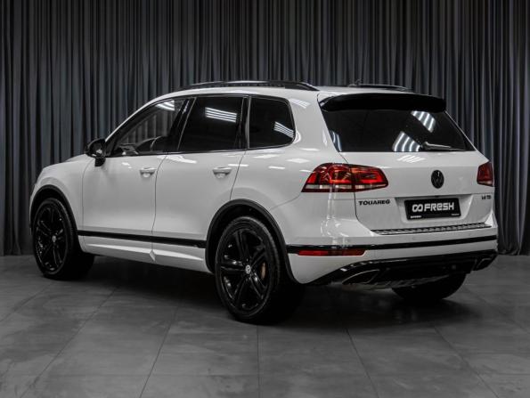Volkswagen Touareg II Рестайлинг с пробегом 2018 года, цена 3 499 000 рублей, 215427 км, внедорожник, Автокод Объявления