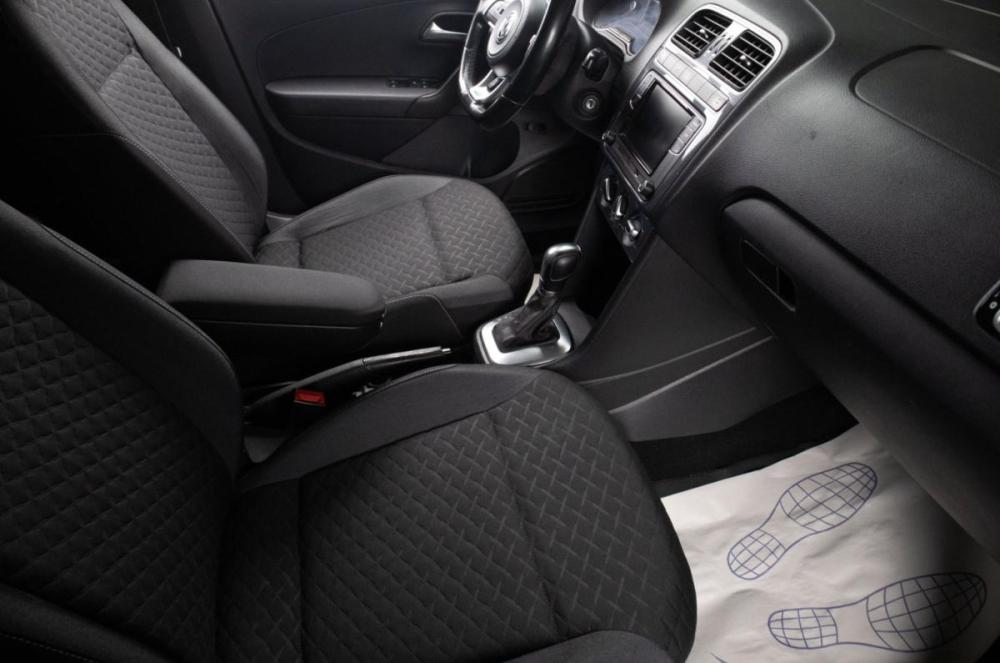 Volkswagen Polo V Рестайлинг Оренбург  - изображение 19