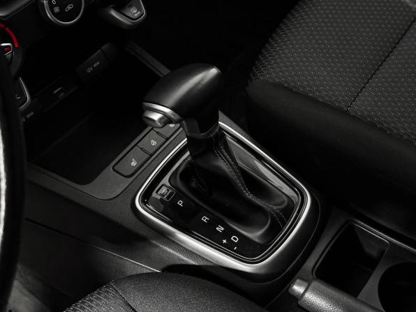 Kia Rio IV Рестайлинг с пробегом 2020 года, цена 1 375 600 рублей, 105776 км, седан, Автокод Объявления