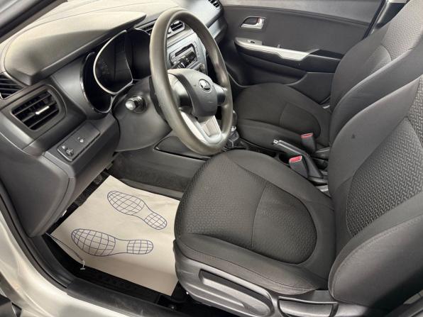 Kia Rio III с пробегом 2013 года, цена 869 000 рублей, 164000 км, хэтчбек, Автокод Объявления