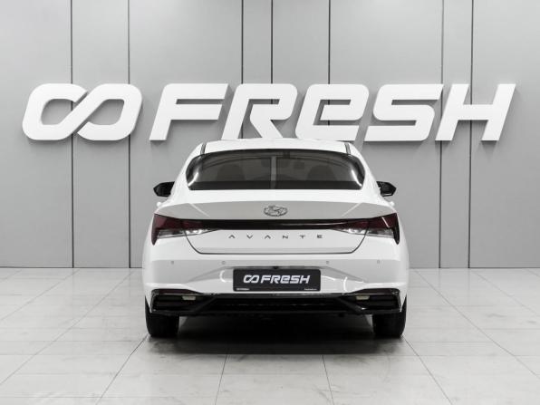 Hyundai Avante VII с пробегом 2020 года, цена 1 660 000 рублей, 137360 км, седан, Автокод Объявления
