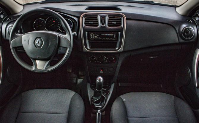 Renault Logan II с пробегом 2016 года, цена 599 000 рублей, 94147 км, седан, Автокод Объявления
