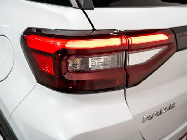 Toyota Raize I с пробегом 2021 года, цена 1 595 000 рублей, 79600 км, внедорожник, Автокод Объявления