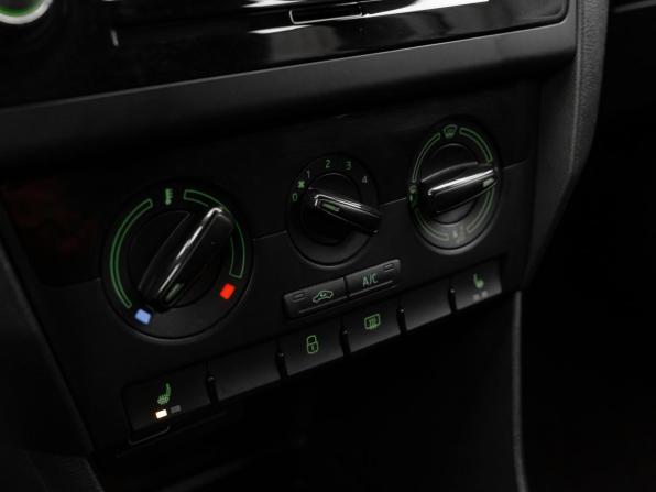 Skoda Rapid I Рестайлинг с пробегом 2019 года, цена 1 190 000 рублей, 122455 км, лифтбек, Автокод Объявления